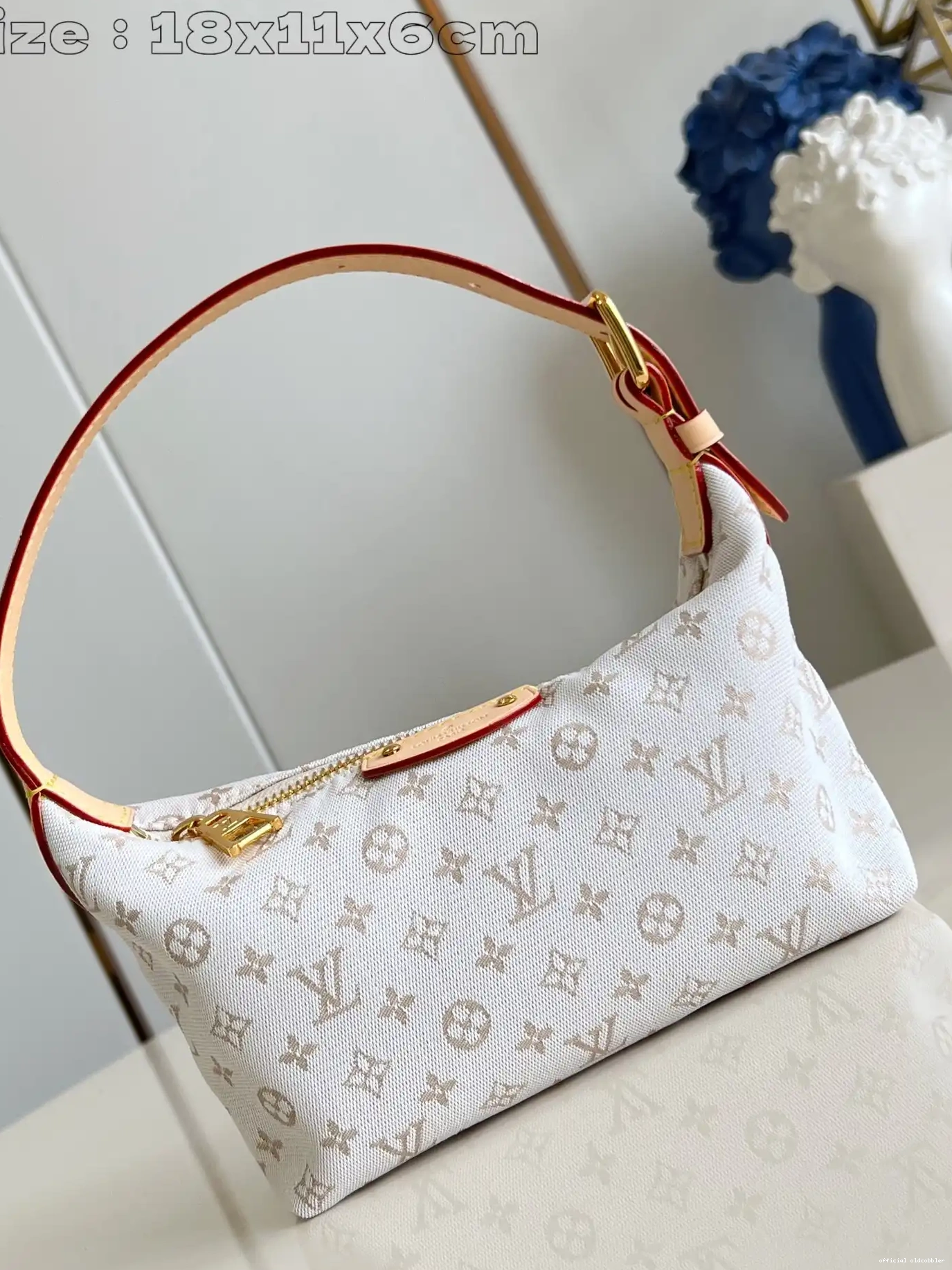 Official oldcobbler Vuitton Hills Pochette Louis 0618